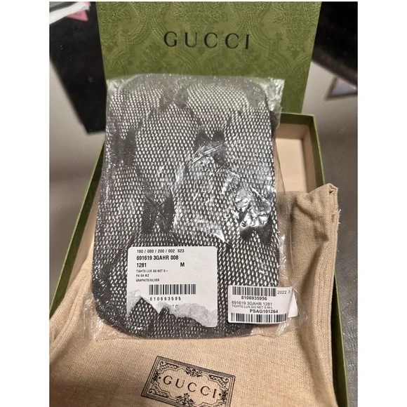 💯🆕Authentic NWT GUCCI Supreme Logo Tights with Shimmer - Picture 5 of 9